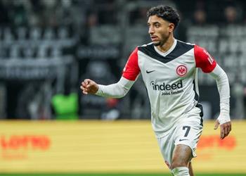 مدرب فرانكفورت قوتنا الهجومية ليست فقط بسبب وجود عمر مرموش