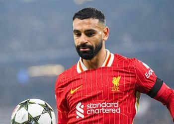 فرديناند وكاراجر يختلفان حول تصريحات محمد صلاح ضد إدارة ليفربول