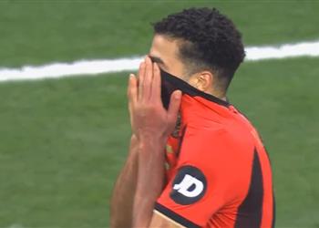 فيديو خطأ قاتل من محمد عبد المنعم يتسبب في هدف بمباراة نيس ورينجرز