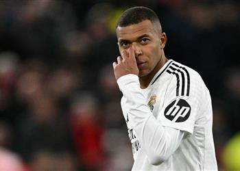 بـ ابتسامة ساخرة إنريكي يعلق على وضع مبابي الم قلق مع ريال مدريد