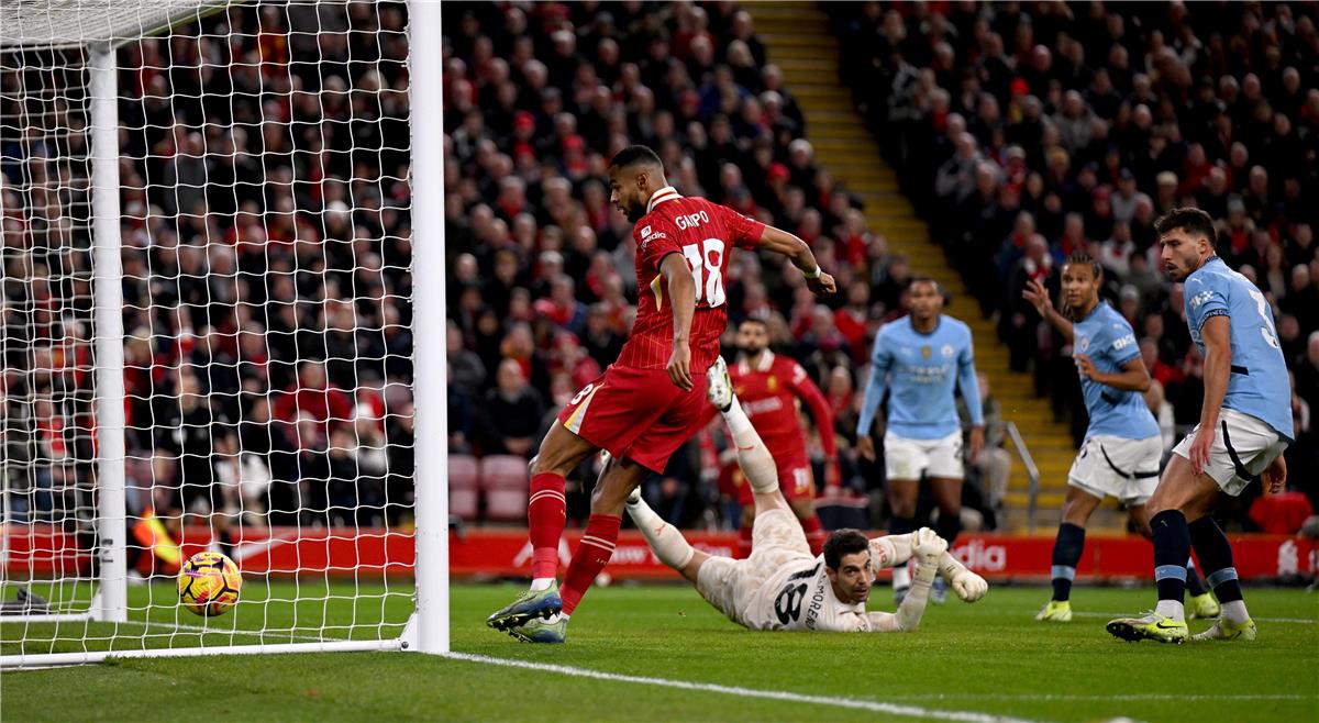 ترتيب الدوري الإنجليزي بعد فوز ليفربول على مانشستر سيتي ونهاية الجولة الثالثة عشر