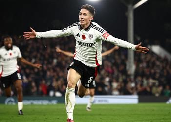 فيديو سخونة في الوقت القاتل البديل هاري ويلسون يقود فولهام لفوز مثير على برينتفورد