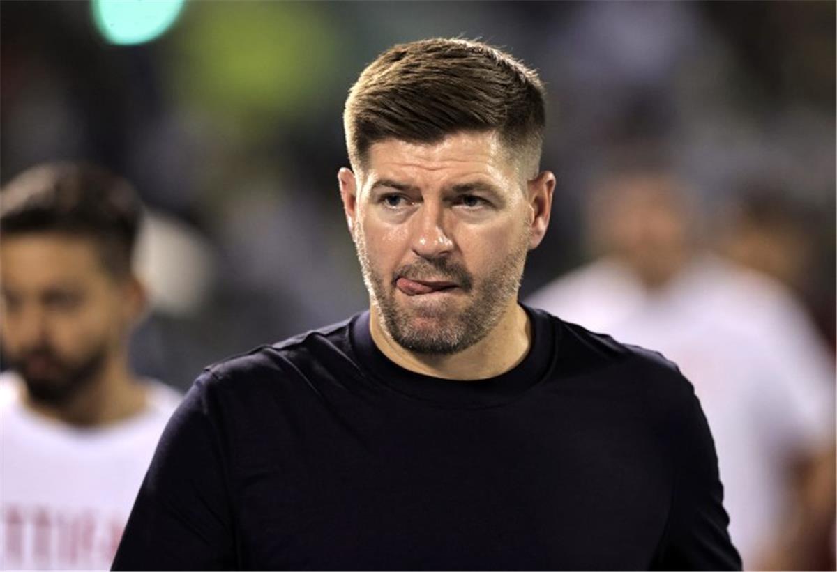 تقارير: جوزيه جوميز مرشح لتدريب ناد كبير في الدوري السعودي