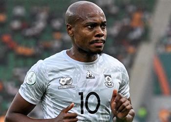 مدرب جنوب إفريقيا يستبعد بيرسي تاو ويؤكد أتمنى رحيله عن بيئة الأهلي