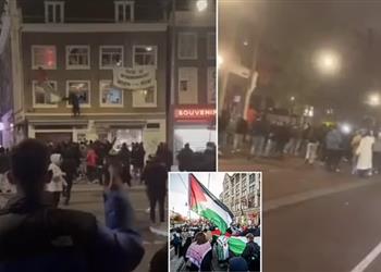 فيديو مشجعو مكابي تل أبيب يمزقون أعلام فلسطين وجماهير أياكس ترد بالهجوم