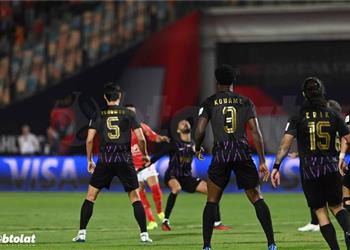 خسر من الأهلي برباعية العين الإماراتي يعلن عن مدربه الجديد