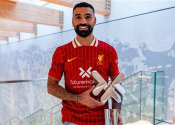 محمد صلاح يفوز بجائزة لاعب أكتوبر في ليفربول ويصر ح ما أفعله صعب