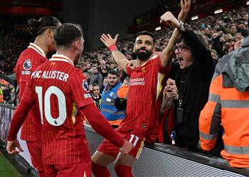 بالفيديو حوار غامض بين محمد صلاح وهالاند في مباراة ليفربول ومانشستر سيتي