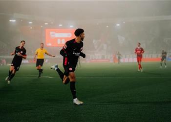 فيديو عمر مرموش يقود فرانكفورت للفوز على هايدينهايم برباعية نظيفة في الدوري الألماني