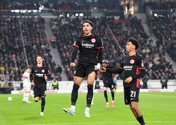 تقييم عمر مرموش بعد تألقه في مباراة فرانكفورت وهايدينهايم