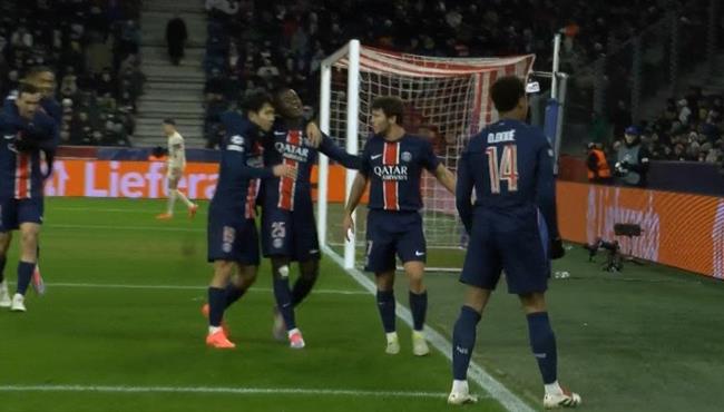 هدف باريس سان جيرمان الثاني في مرمي سالزبورج بدوري ابطال اوروبا