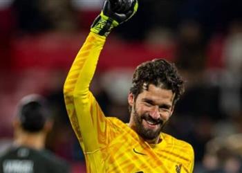 أليسون عن أزمة تجديد محمد صلاح لا يسمح بشيء يؤثر عليه مع ليفربول