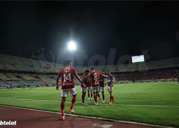 أسطورة ليفربول مصر فخورة بـ الأهلي ومحمد صلاح عظيم