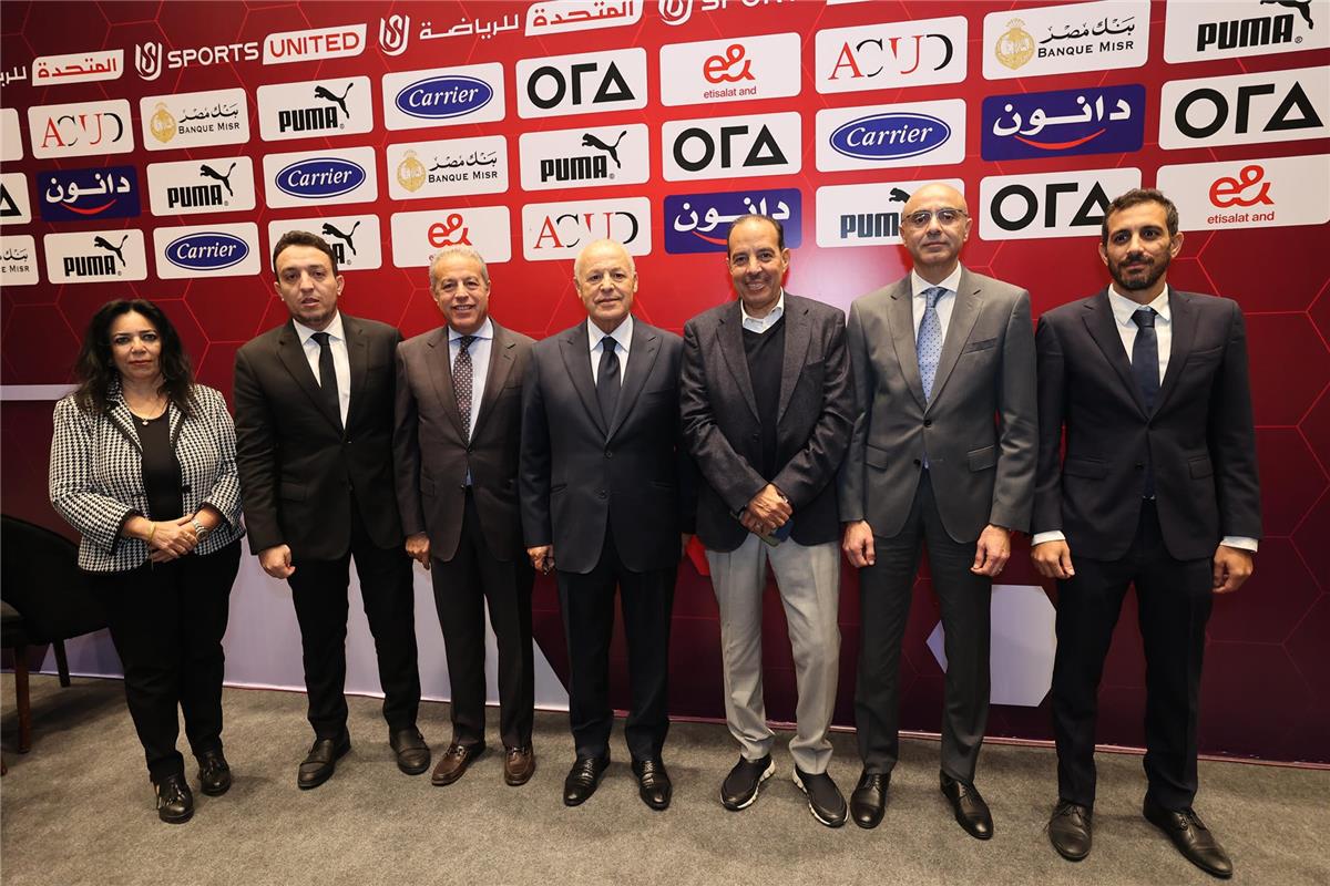 الاتحاد الإنجليزي يهنئ هاني أبو ريدة بعد فوزه برئاسة اتحاد الكرة المصري