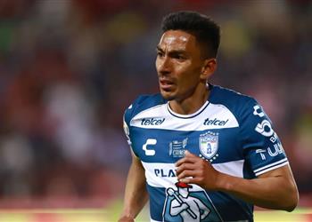 لاعب باتشوكا يرفع راية التحدي قبل مباراة الأهلي ريال مدريد حافز لنا