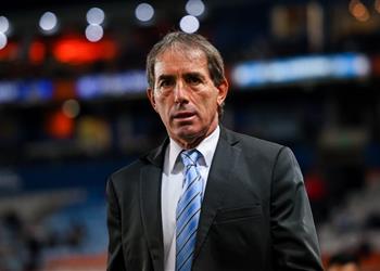 مدرب باتشوكا يعدد مميزات الأهلي ويؤكد لن نبحث عن الأعذار