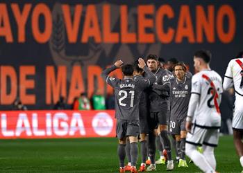 فيديو بـ رأسية بيلينجهام يسجل هدف ريال مدريد الثاني أمام رايو فاليكانو