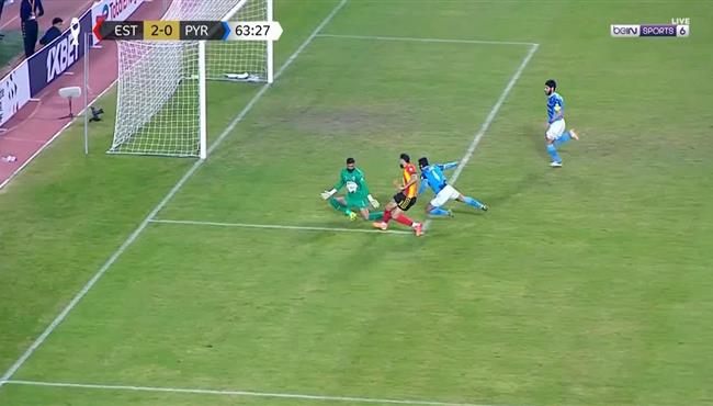 تصدي احمد الشناوي الرائع يحرم الترجي من تسجيل هدف امام بيراميدز