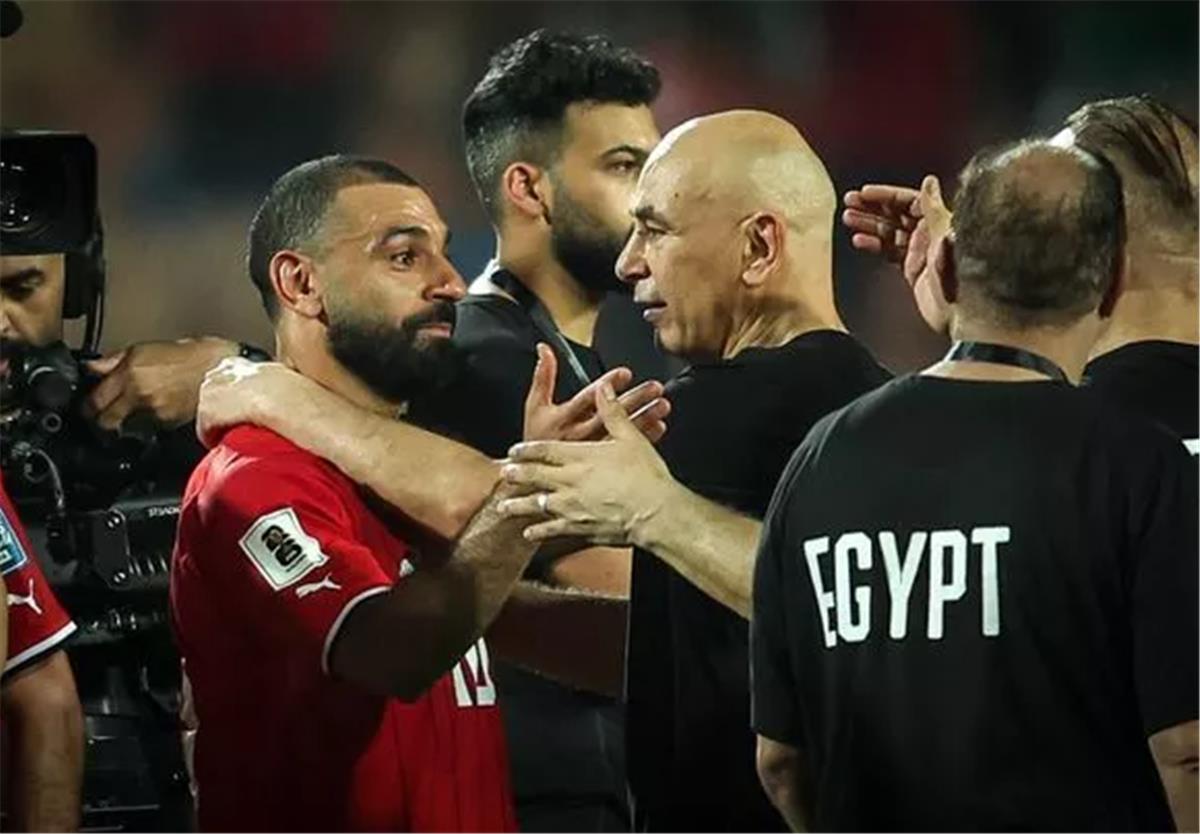 موقع الملاعب : فيفا يكشف تصويت محمد صلاح وحسام حسن في جوائز ذا بيست