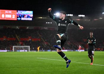 فيديو هارفي إليوت يسجل هدف ليفربول الثاني أمام ساوثهامبتون