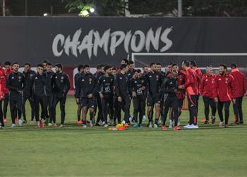 الأهلي يواصل تدريباته اليوم بدون راحة بعد التعادل مع البنك الأهلي وعودة داري