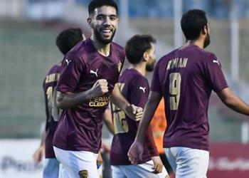 وكيل قندوسي يوضح مدى إمكانية انتقاله إلى الزمالك ويؤكد رجوعه للأهلي مستحيل