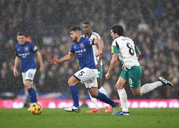 تأكد غياب سام مرسي عن مباراة إيبسويتش تاون وآرسنال