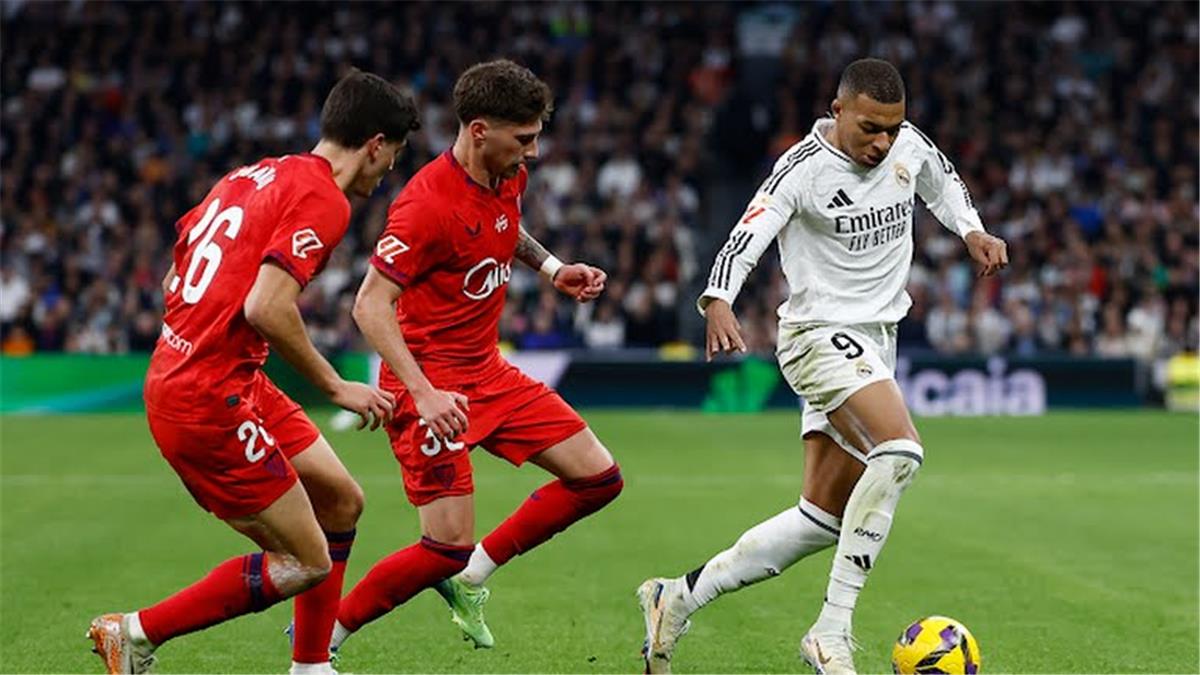 الصالح سبورت : رجل مباراة ريال مدريد وإشبيلية في الدوري الإسباني