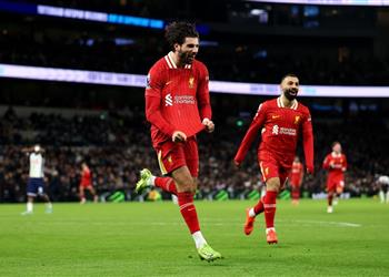 رقم تاريخي لـ محمد صلاح فيديو ليفربول يسجل الهدف الثالث أمام توتنهام