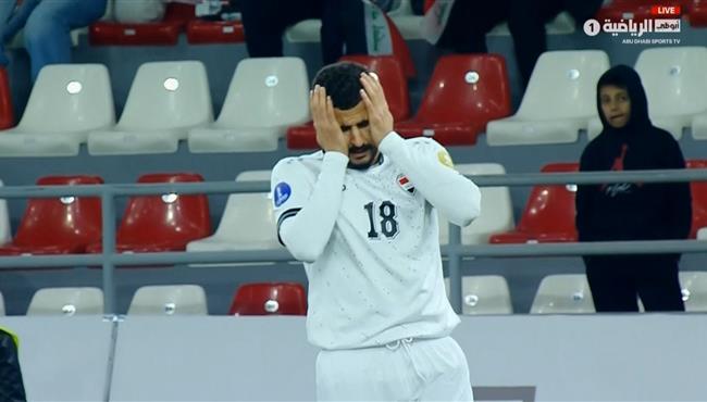 ايمن حسين يهدر فرصه هدف للعراق امام اليمن في كأس الخليج