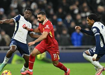 شيرر عن أداء محمد صلاح أمام توتنهام يقود ليفربول نحو لقب الدوري الإنجليزي