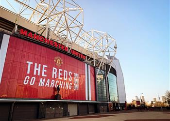 تليجراف بسبب الفئران أزمة جديدة تضرب مانشستر يونايتد