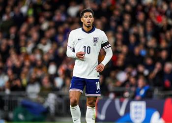 بيلينجهام يستغل الإجازة ويحضر مباراة في الدوري الإنجليزي