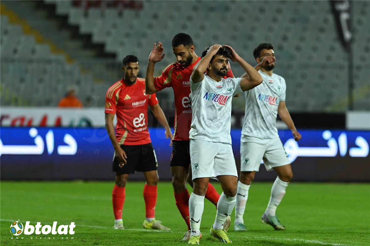 الصالح سبورت : رسميًا | المصري يفتح النار على حكم مباراة الأهلي: متربص وهوايته ظلم فريقنا