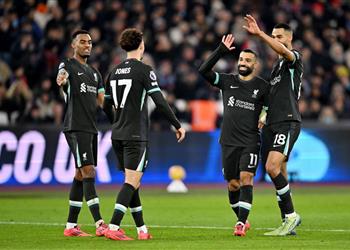 فيديو محمد صلاح يواصل الإبداع ويقود ليفربول لخماسية أمام وست هام في الدوري الإنجليزي