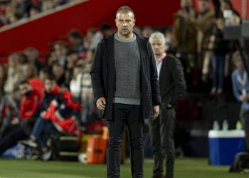 فليك ينتقد أسلوب التحكيم بعد خماسية برشلونة أمام مايوركا ويصر ح غيرت خطتي بشأن ليفاندوفسكي