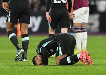 الدوري الإنجليزي وسط غموض مستقبله مع ليفربول محمد صلاح يقترب من موسم تاريخي