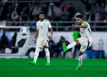 فيديو عمان تسجل الهدف الثاني والسعودية تقلص الفارق في دقيقتين بـ كأس الخليج 2024 خليجي 26