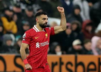 فيديو لمسة سحرية محمد صلاح ي سجل هدف تعادل ليفربول الثاني أمام نيوكاسل