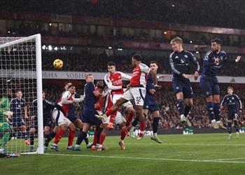 فيديو بـ الركنيات آرسنال يلحق بـ أموريم الهزيمة الأولى مع مانشستر يونايتد في الدوري الإنجليزي