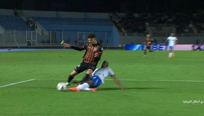 هل حرم الحكم الجيش الملكي من ركلة جزاء امام صن داونز بدوري ابطال افريقيا