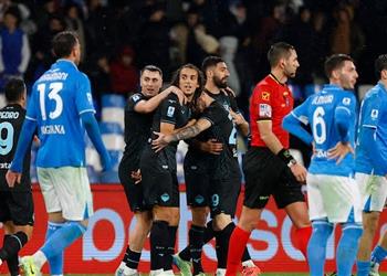 فيديو نابولي يسقط على ملعبه أمام لاتسيو ويفقد صدارة الدوري الإيطالي لأول مرة