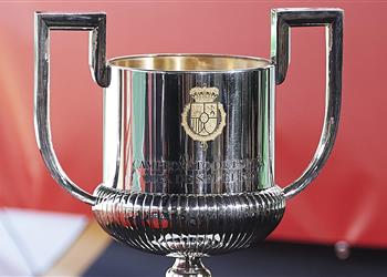 نتائج قرعة دور الـ32 من كأس ملك إسبانيا برشلونة أمام منافس مكرر وريال مدريد ضد مينيرا