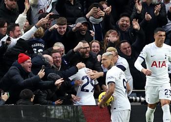 فيديو توتنهام يخطف فوز ا قاتلا أمام برايتون ويصعد للمركز الرابع في الدوري الإنجليزي