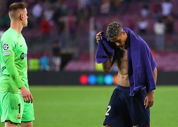 قائمة برشلونة لمباراة غرناطة في الدوري الإسباني عودة تير شتيجن ورافينها