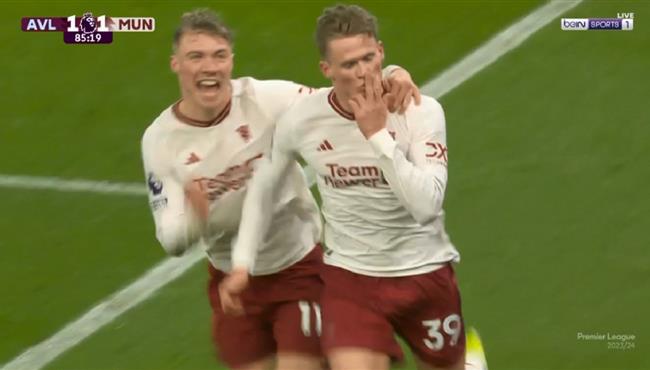 هدف مانشستر يونايتد الثاني القاتل في مرمي استون فيلا بالدوري الانجليزي