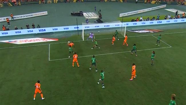 ماكس جراديل كاد ان يسجل هدف مقصيه لـ كوت ديفوار امام نيجيريا