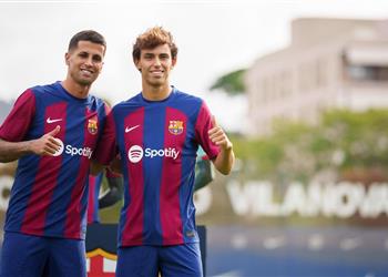 تطورات جديدة بشأن مستقبل كانسيلو وجواو فيليكس مع برشلونة