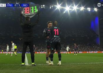 جريليش يغادر مباراة مانشستر سيتي وكوبنهاجن مصاب ا