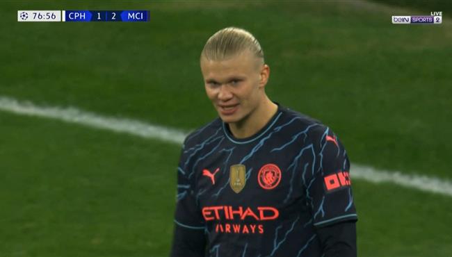 العارضة تحرم هالاند من تسجيل هدف امام كوبنهاجن في دوري ابطال اوروبا